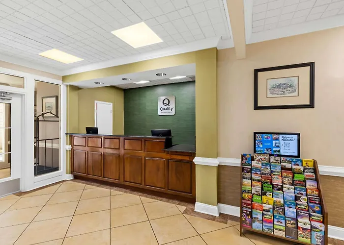 Quality Inn Fayetteville Near Historic Downtown Square